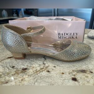 Badgley Mischka Girls Dress Shoes, Size 3, Rhinestones Light Gold BM84031